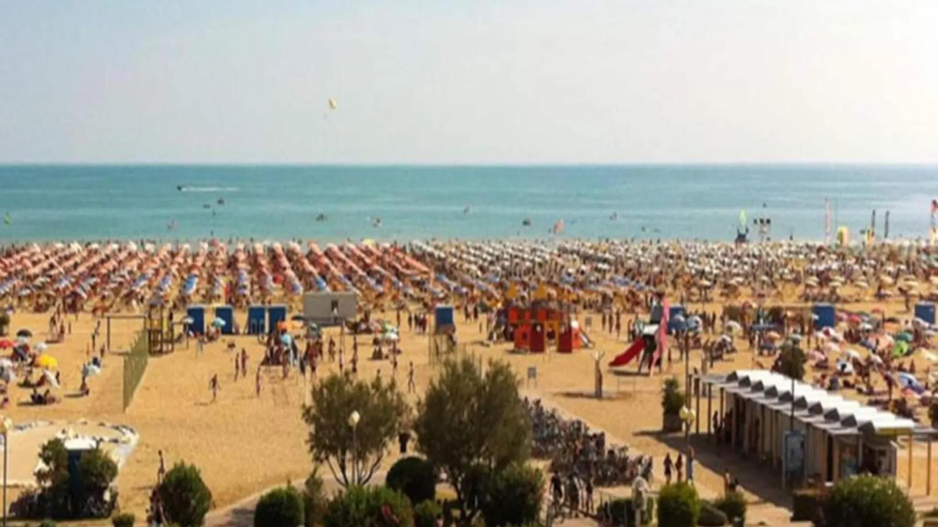 شقة Belvilla By Oyo Pleasant Holiday Home With Pool بورتو سانتا مارغريتا دي كاورل